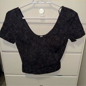 Lululemon Cropped Align Scoop Tshirt